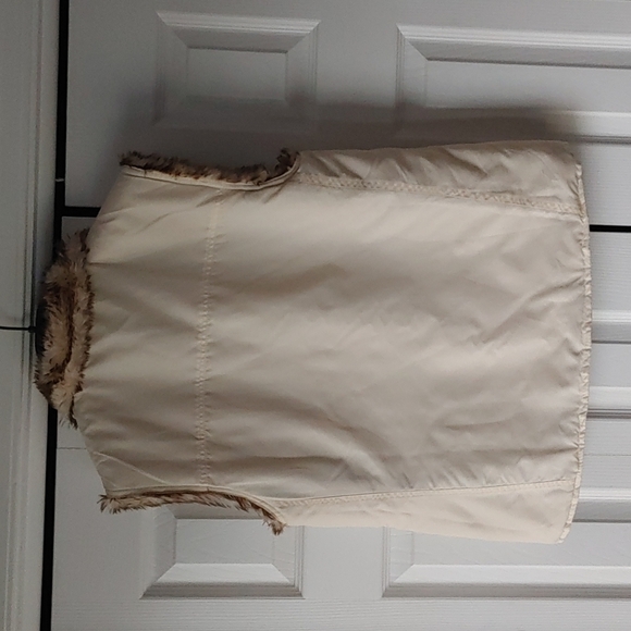 Fairweather Faux Fur Lined Reversible Vest L - Picture 2 of 7